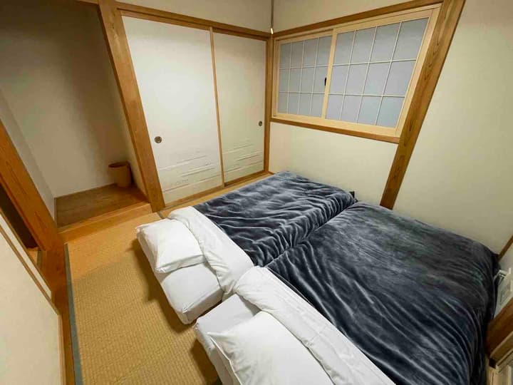 Ground floor Japanese-style room (for 2 people)