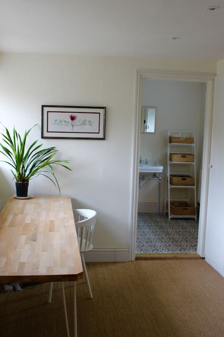 Table / desk for breakfast or working