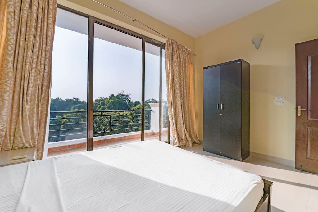 Bedroom with Balcony
