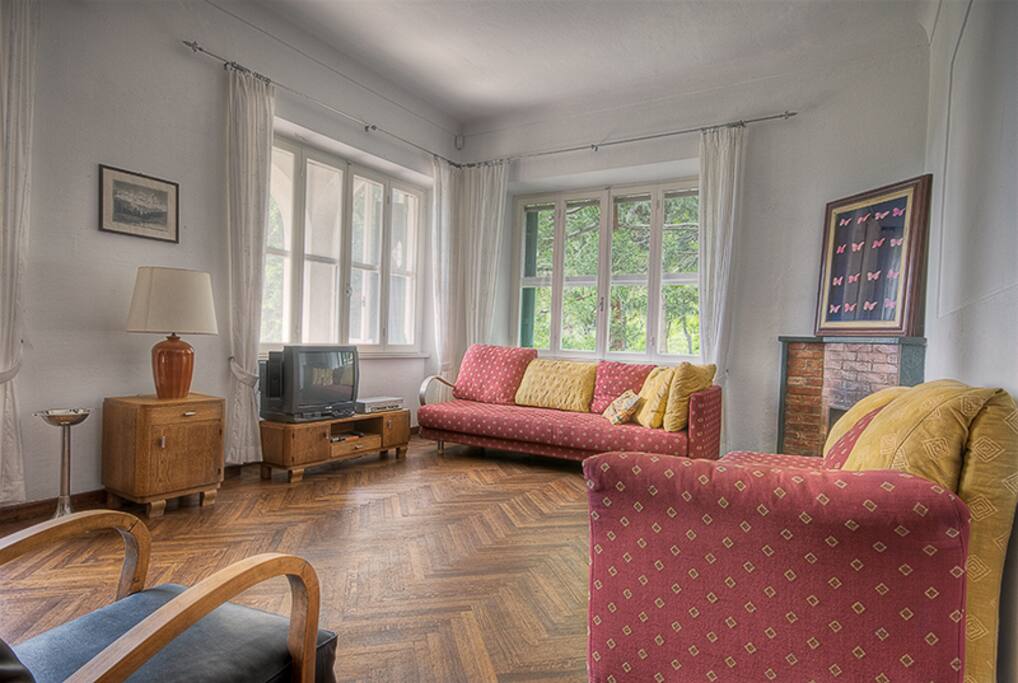 Salon