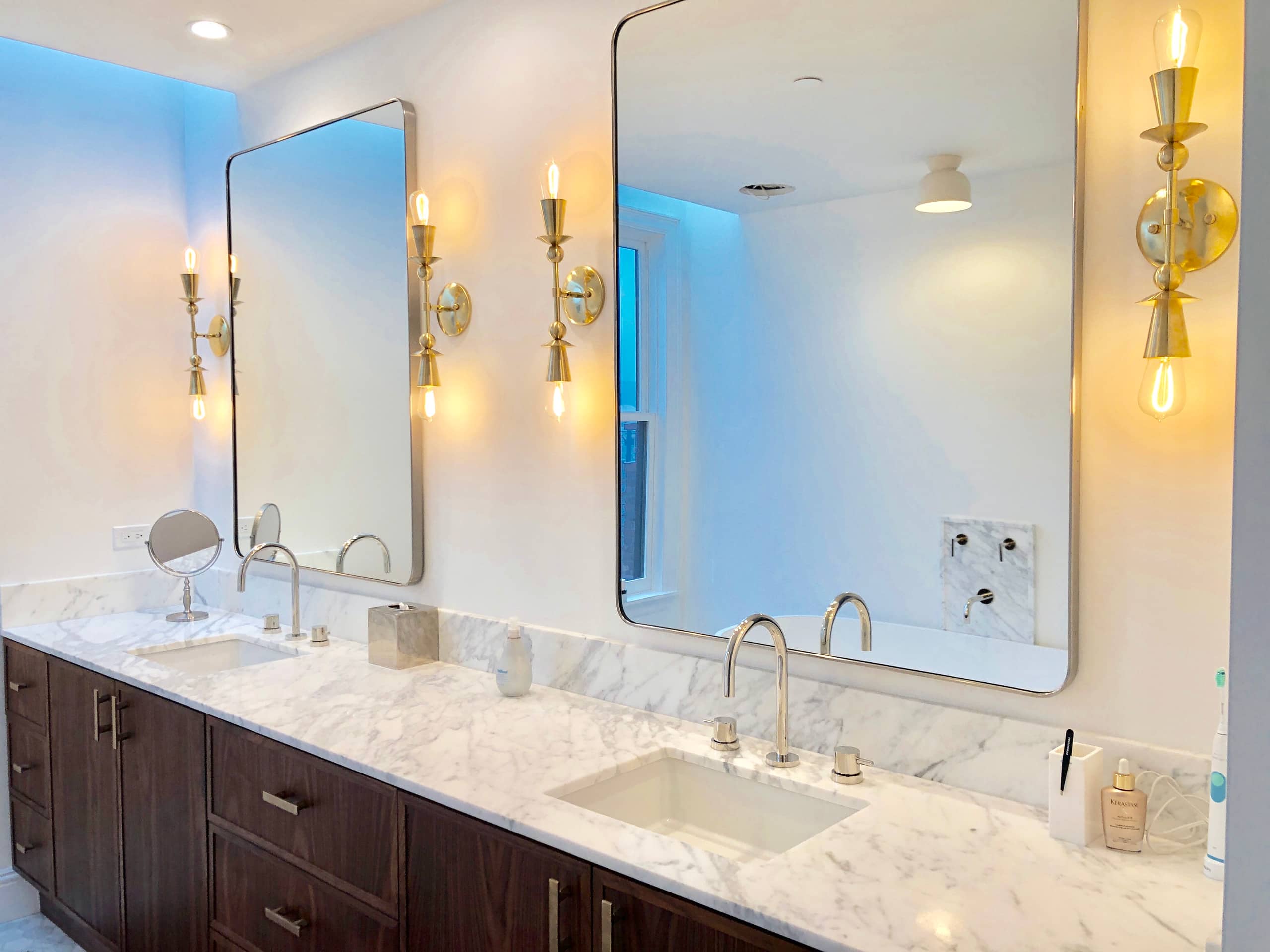 Home in San Francisco · ★5.0 · 4 bedrooms · 5 beds · 4 baths - Image 12