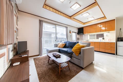 6min walk to Sta./3-story building for private use