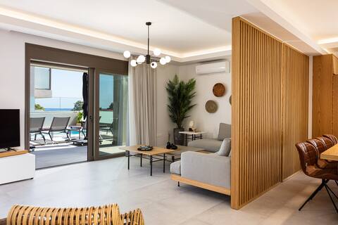 Top Airbnb: Lagoon Seabreeze Villa, a Sumptuous Retreat in Δήμος Μυλοποτάμου