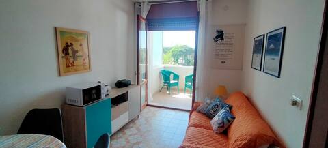 2 bedroom apartment with view in bibione Pineda