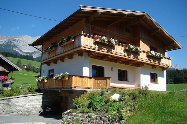 Garden view in Niederachen