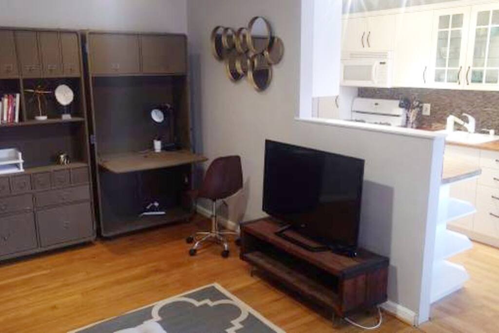 Office space - now includes a printer (not pictured)