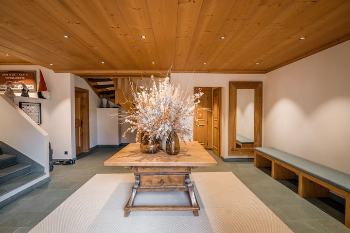 Luxurious Historical Chalet In Rougemont - Rougemont
