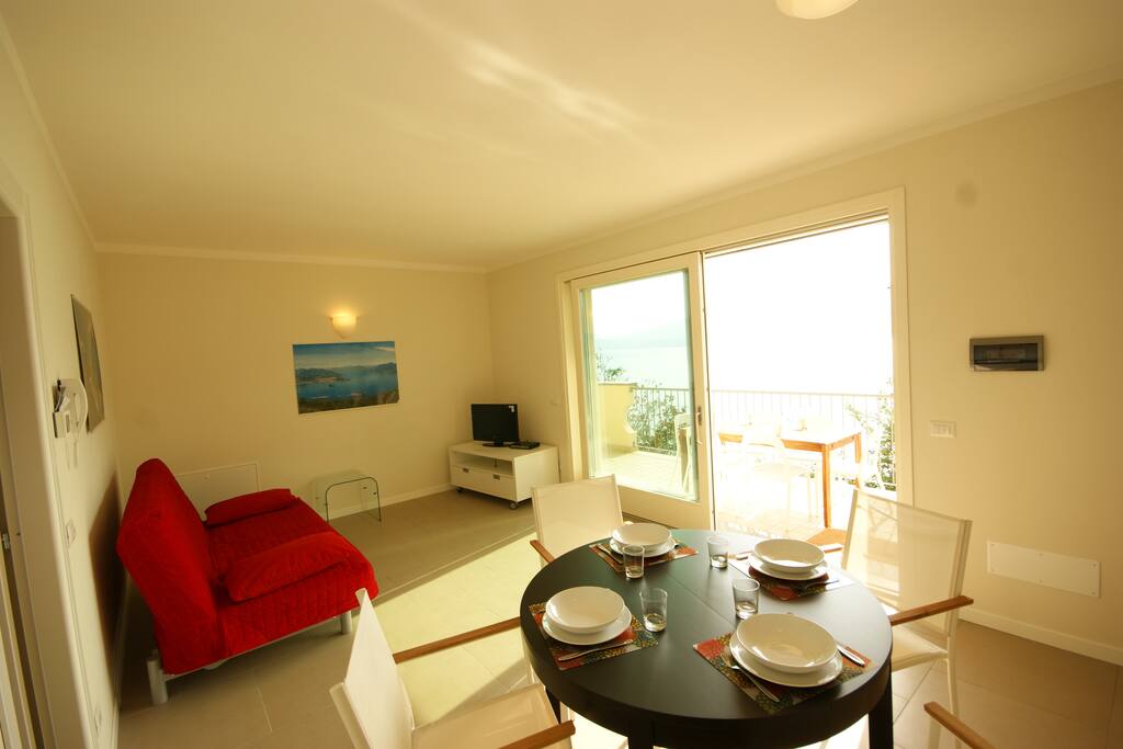 sala con divano letto