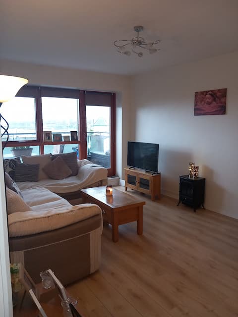 Private room with own bathroom and parking