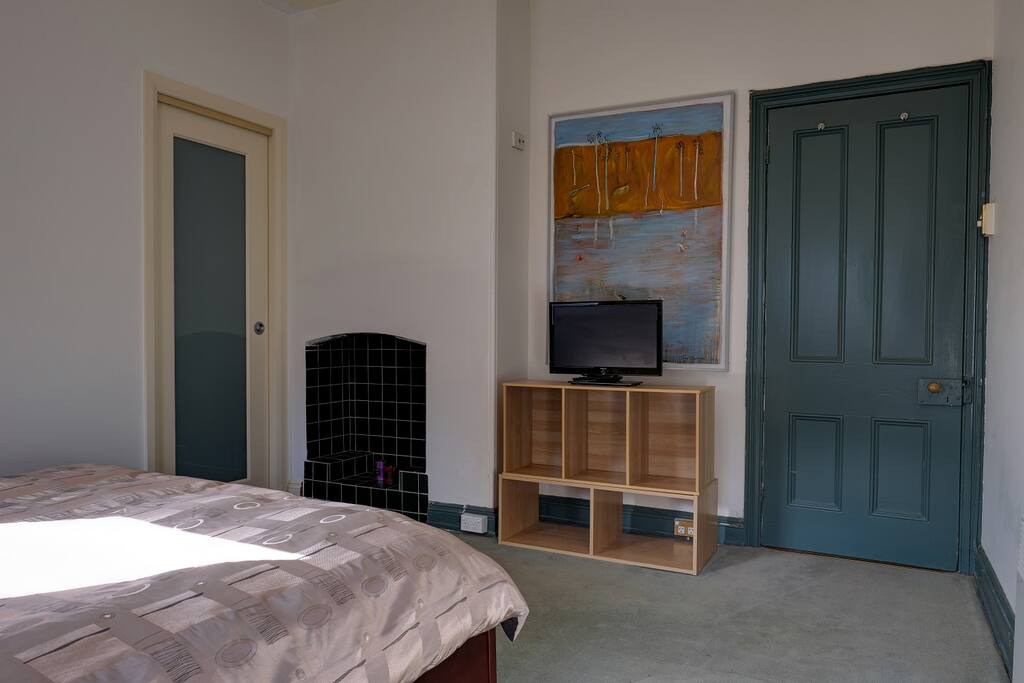 Bedroom and ensuite bathroom