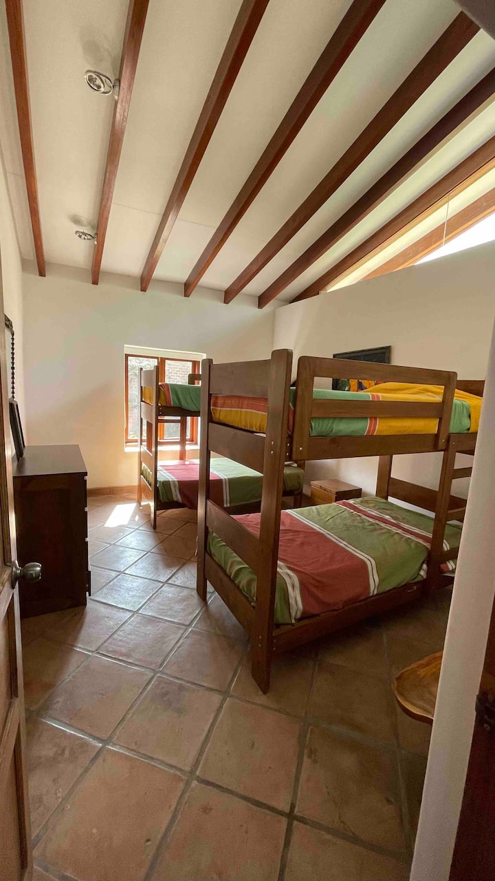 غرفة النوم 2