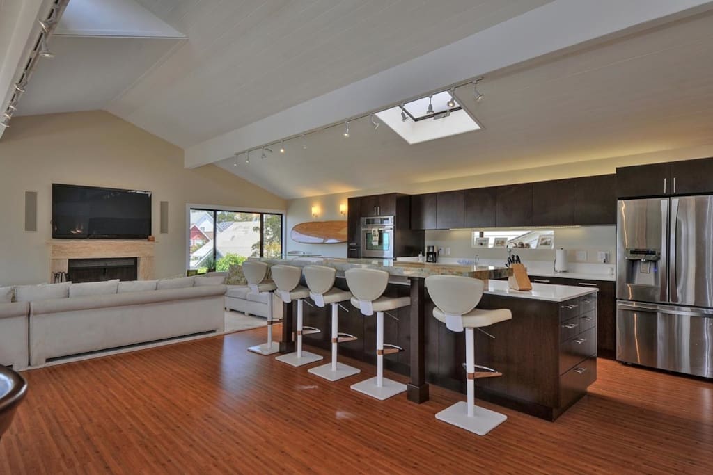 Great Room's breakfast counter
