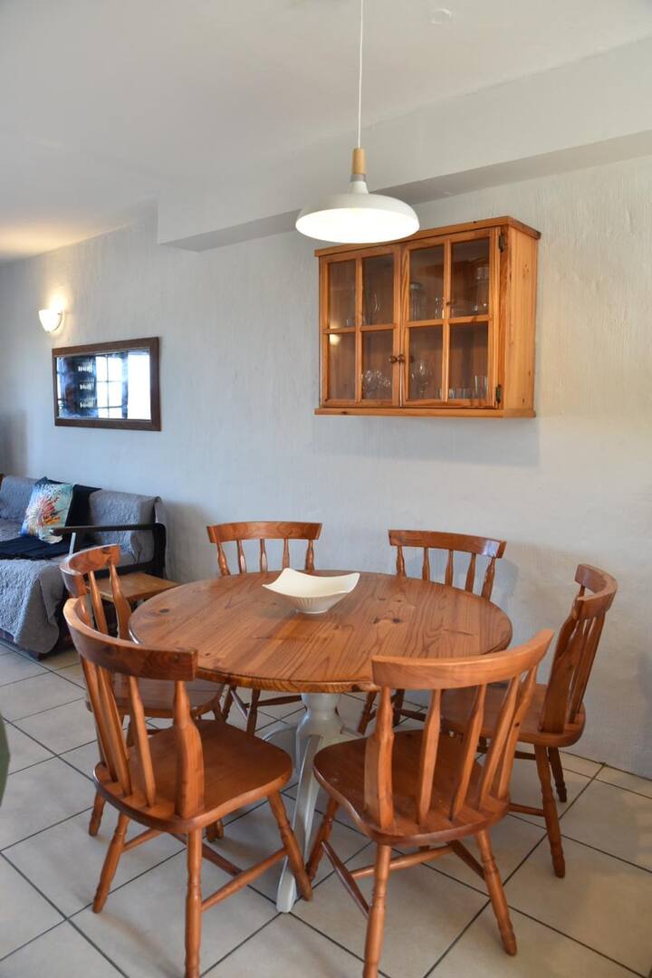 12 Settler Sands Beachfront Cottage With Sea View - Port Alfred