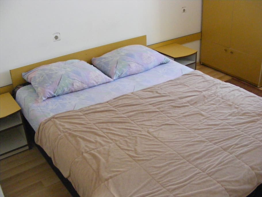 2 bed studio