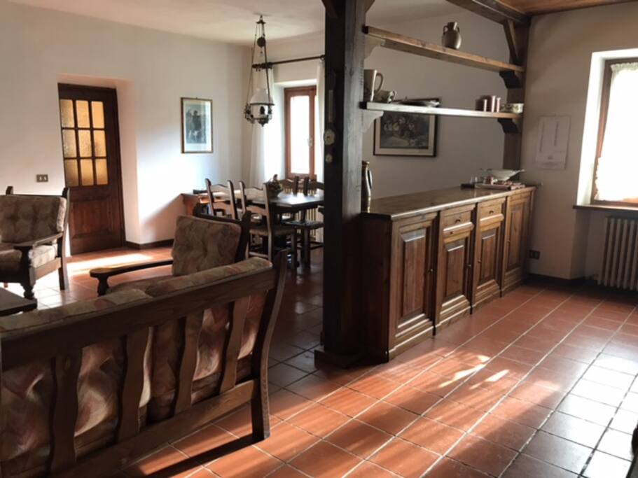 La cucina/soggiorno - the dining/living room