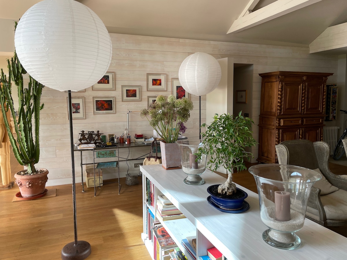 Popular Airbnb listing: Annecy, beautiful accommodation, exceptional views in Veyrier Du Lac