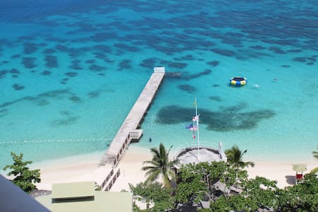 Million Dollar View at ‘Sunsets’