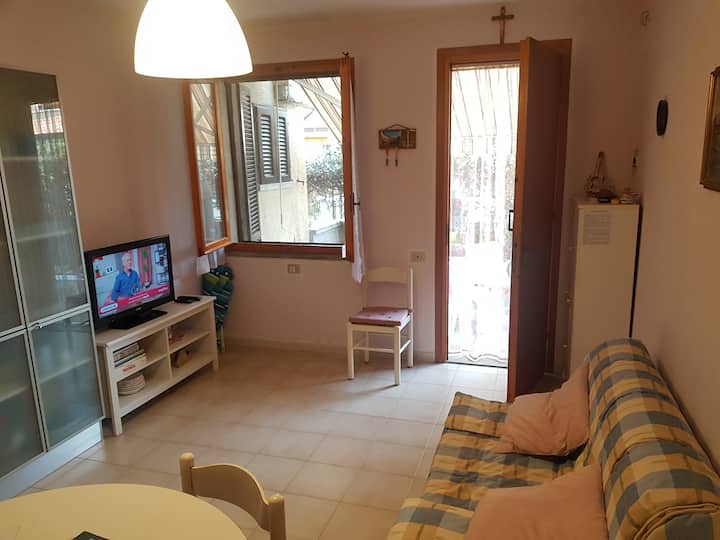 La Casina Di Andrea A Pochi Passi Dal Mare - Cecina