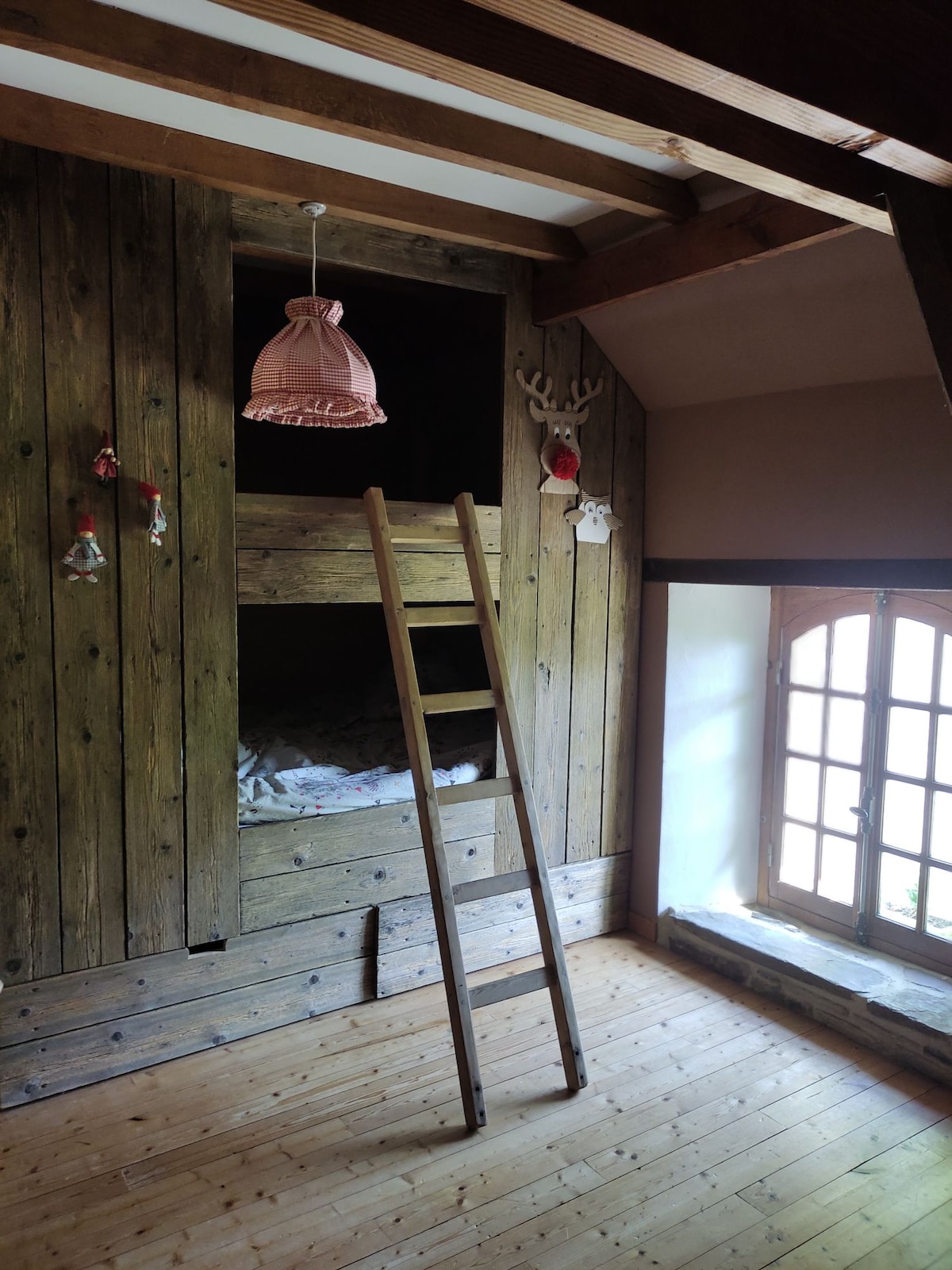 საძინებელი 3