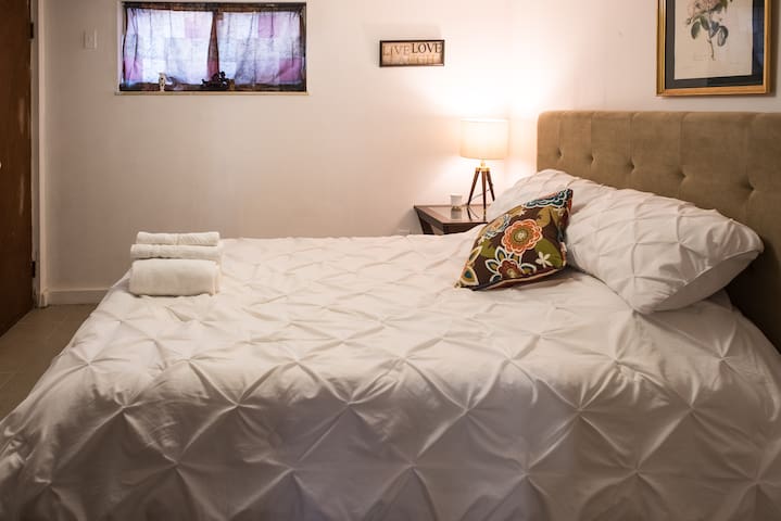 Country home in west Knoxville of TN