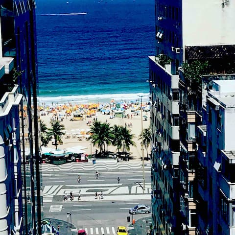 Copacabana apt views to the sea and with garage