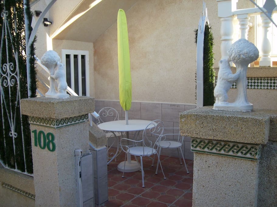 Entrance 2