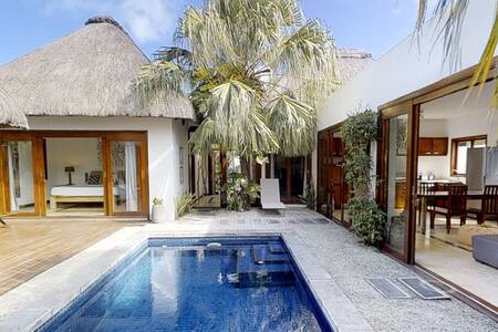 Romantic Private Villa - 500m from the beach