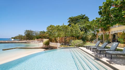 Sugar Bay on Discovery Bay