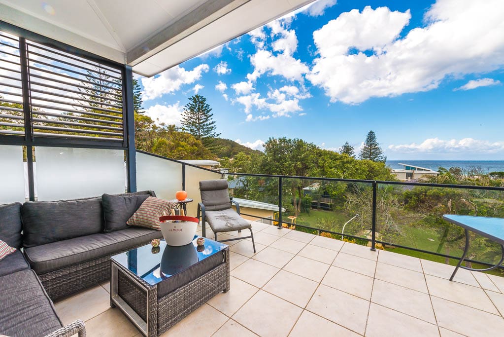 Back balcony with views of North Avoca Beach