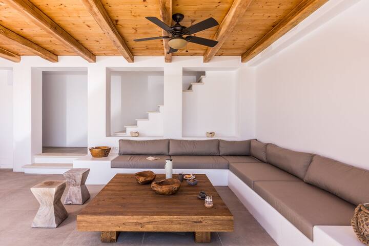 Beach House Arvi gallery image 4