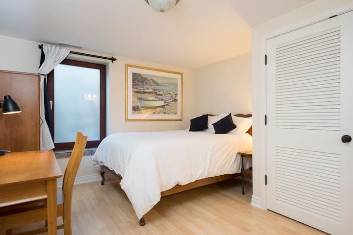 Top Lynnwood Condominiums Vacation Rentals Airbnb