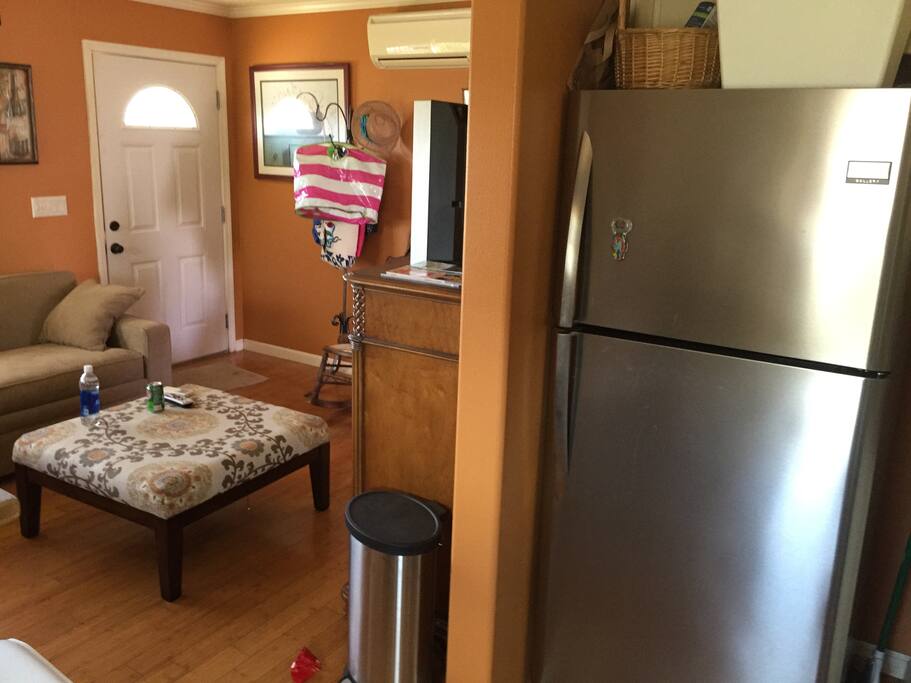 Put your feet up and open a cold one. Watch satellite t.v. after a day at the beach. Save money and make yourself a home cooked meal (Foodland is just one block away.)