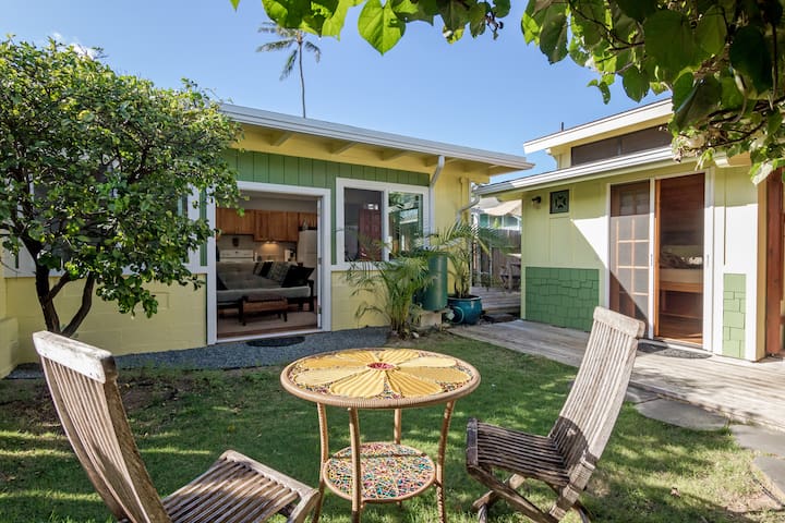 NEW! Kailua Coconut/walk to beach and town!