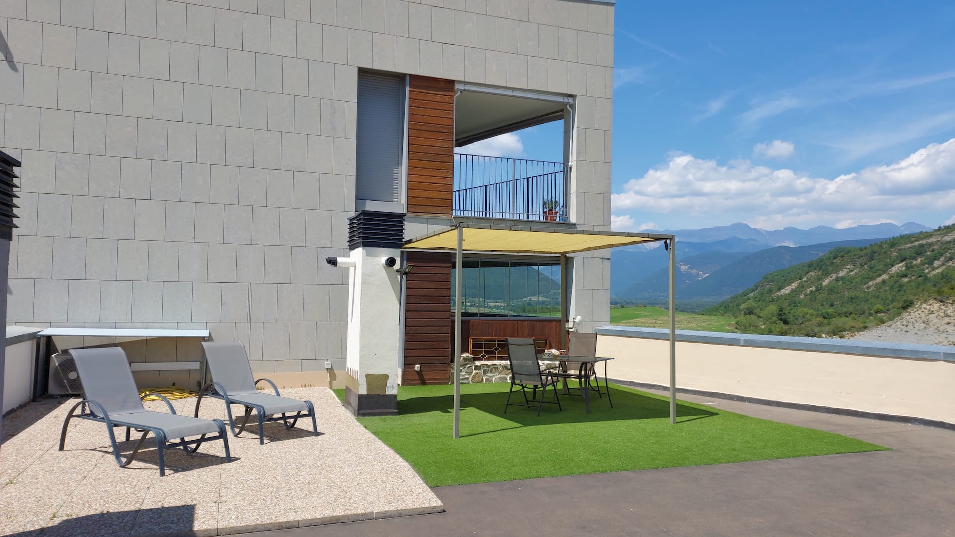 Las Margas Golf + Pirineo Aragonés