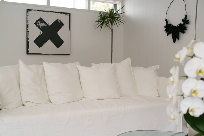 60’s BEACH SHACK gallery image 4