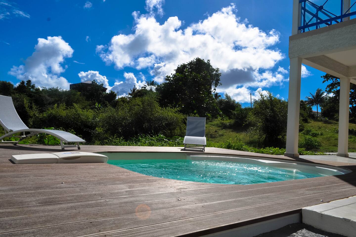 Studio Tong Près De La Plage Condominiums For Rent In
