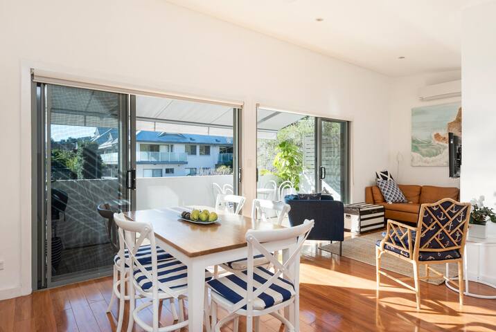 Hydra Palm Beach gallery image 3