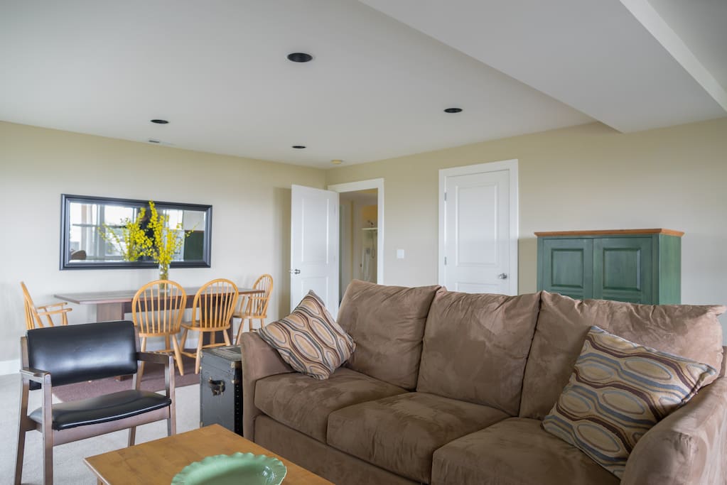 Living & Dining Room