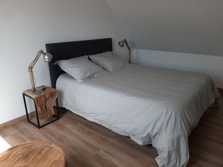 საძინებელი 1