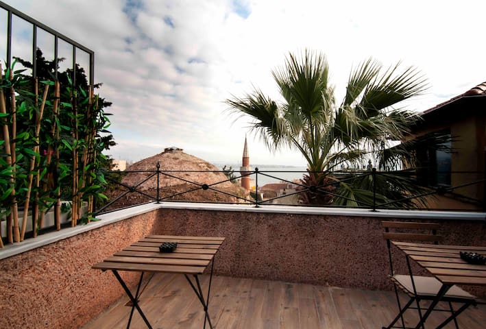 Complete house in the heart of Sultanahmet