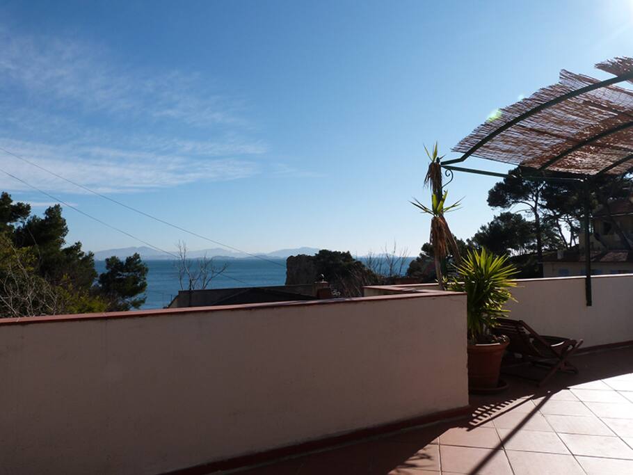 Terrasse vue sur mer