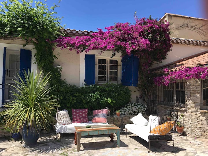 Villa Dartistes · Piscine & Jardins · Montpellier - Montpellier