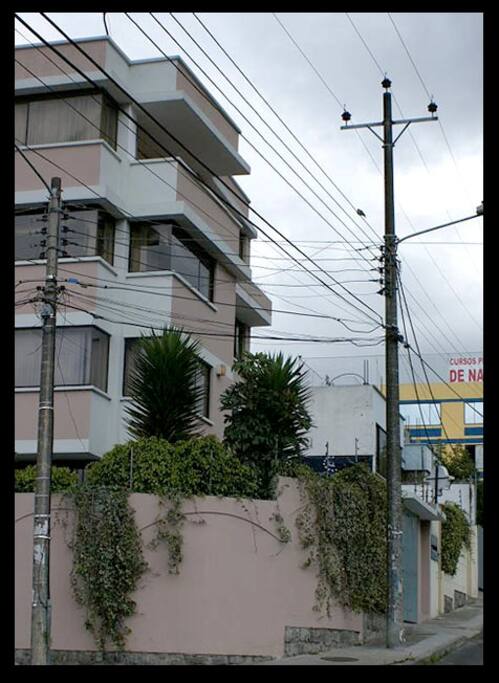 Esta en el tercer piso