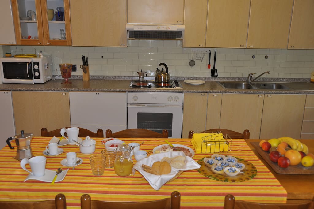 La cucina completamente attrezzata e corredata