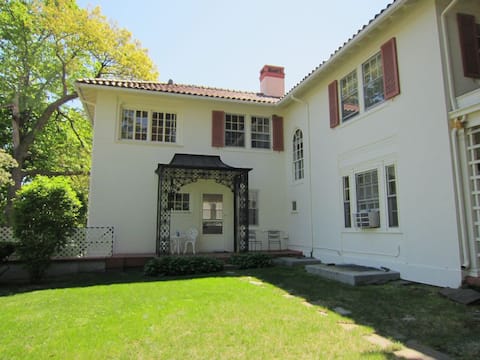 Mediterranean style villa in lower Westchester