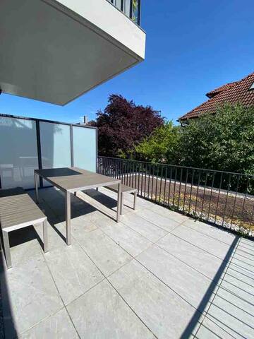 4. Regina: Modern-Designflat gallery image 2