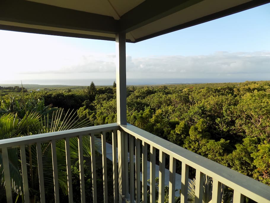 Enjoy the sunrise and whitewater views with morning coffee from our private lanai.