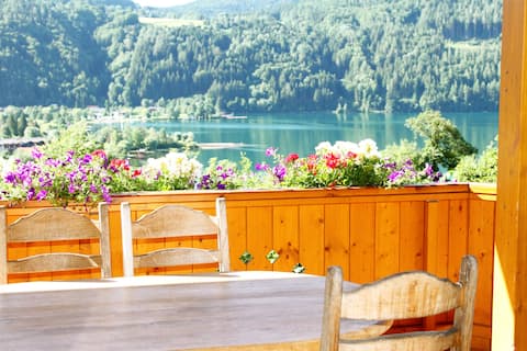 Charming vacation home on Lake Millstatt