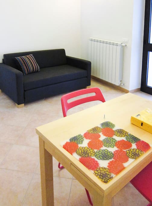 Zona pranzo, soggiorno