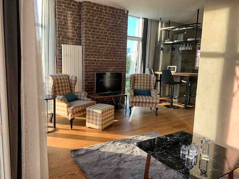 Golden Bliss: Modern Retreat on Bagdat Street